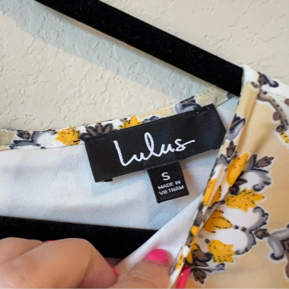 Lulus Dandy Lion Yellow Print Shift Dress - Picture 4 of 8